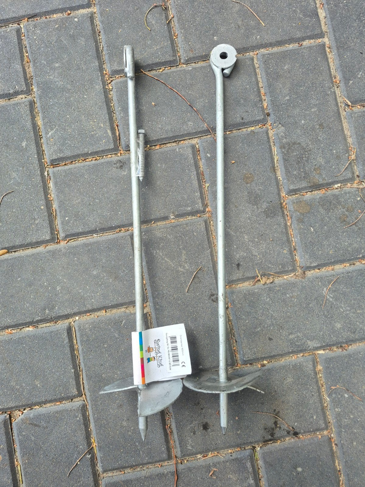 Grondankers voor hekwerk of speeltoestel (1 schroef mist), Ophalen, Gebruikt, IJzer, Overige typen