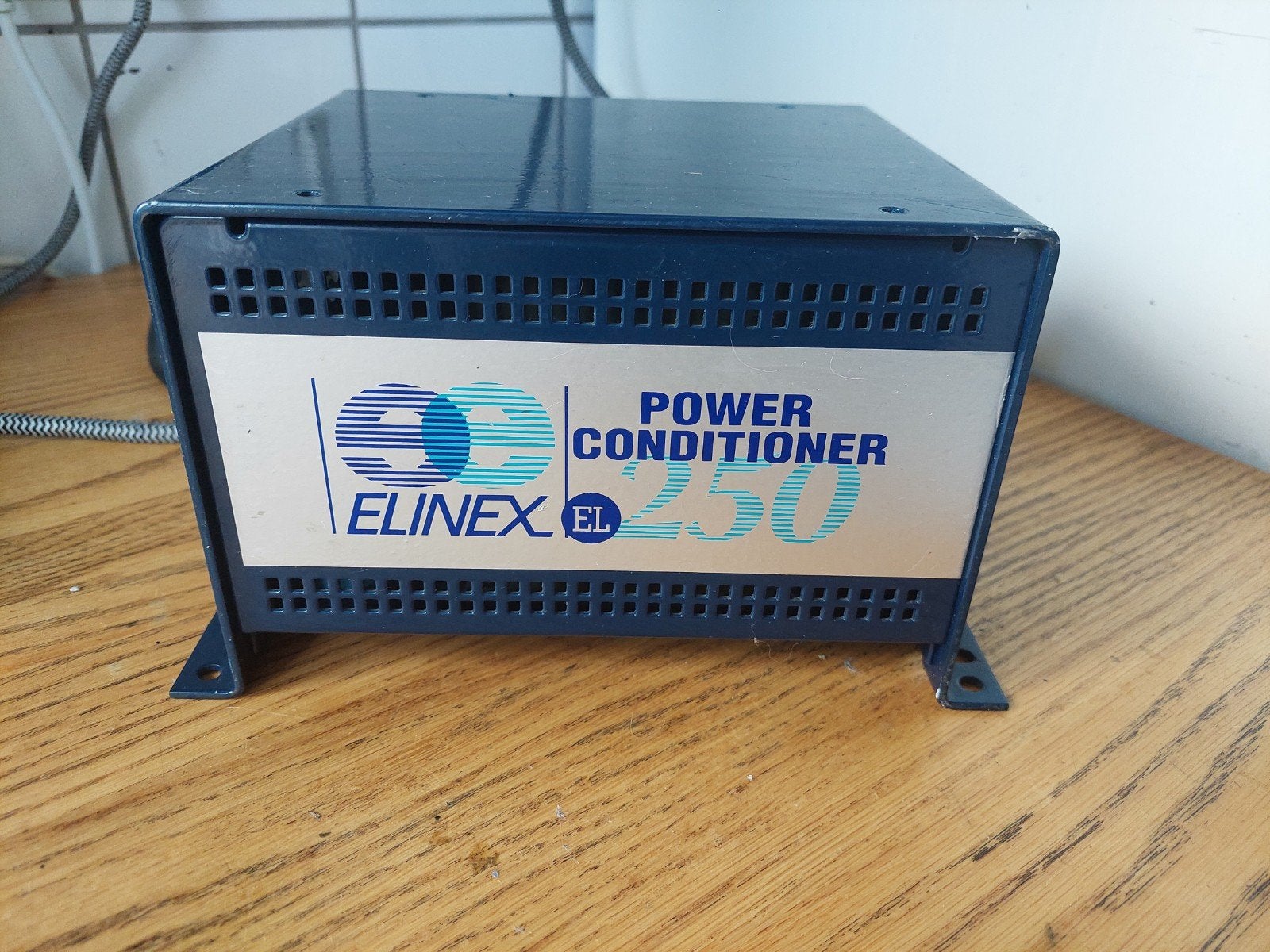power conditioner / netfilter 250 watt, Ophalen