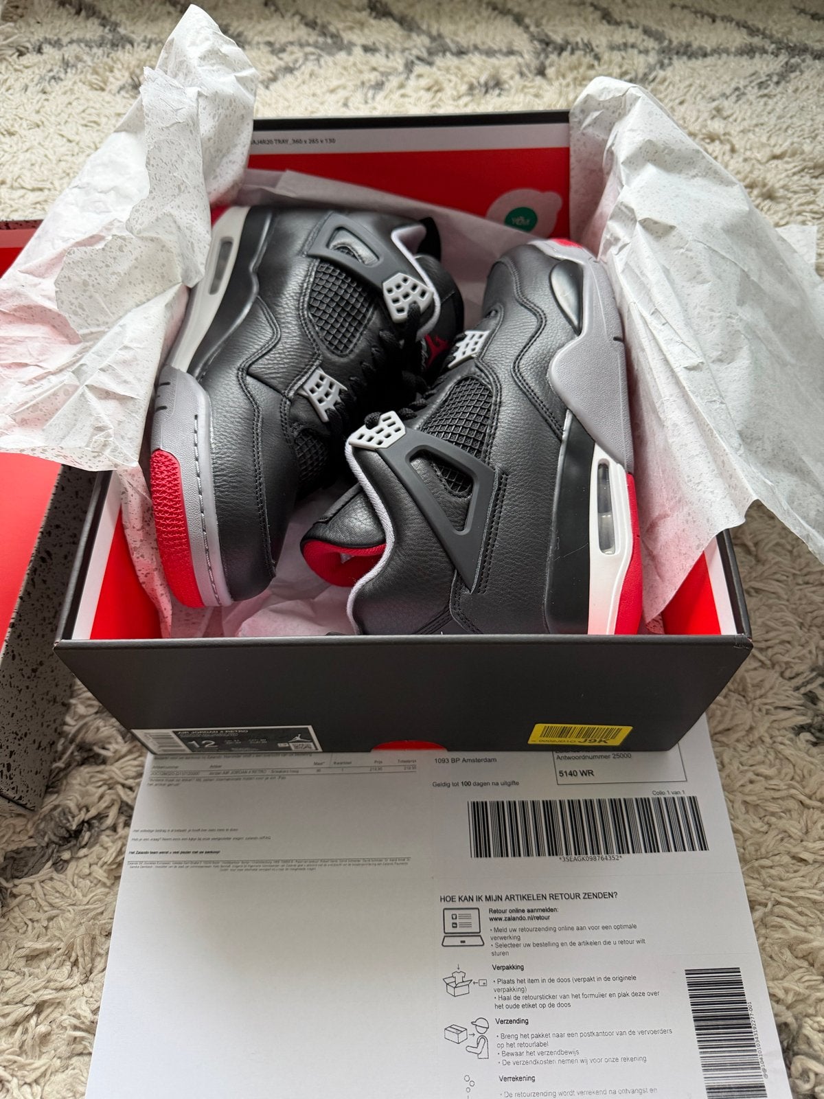 Nike Air Jordan 4 Retro Bred - US 12, Kleding | Heren, Schoenen, Ophalen of Verzenden, Nieuw, Zwart, Sneakers of Gympen