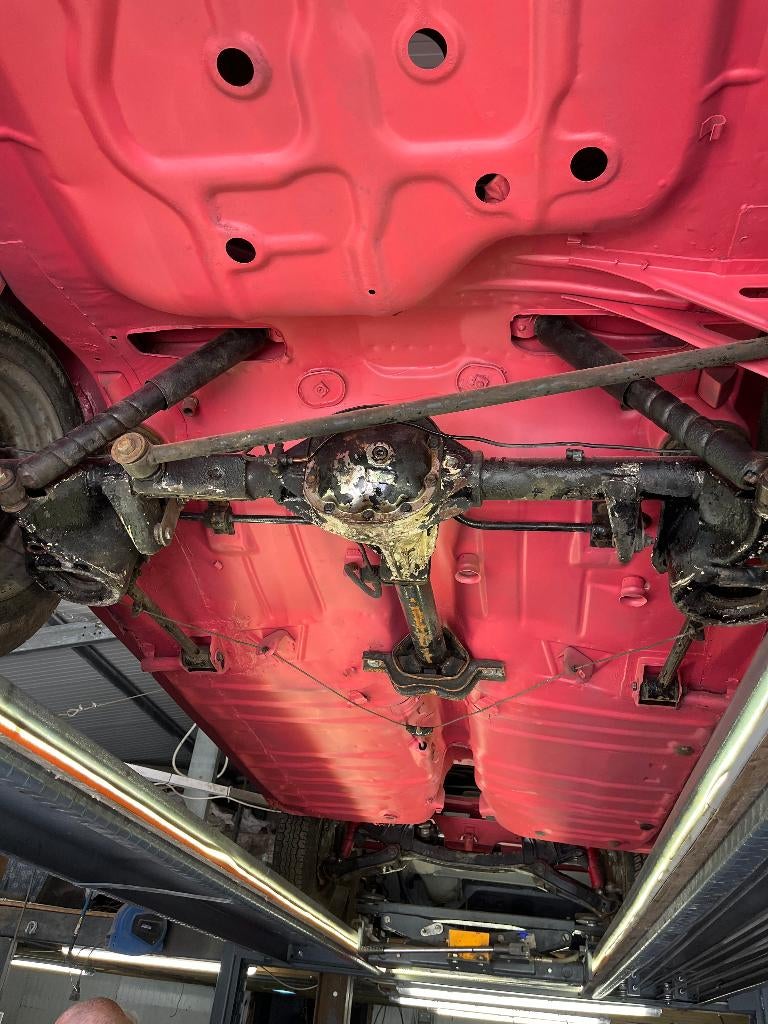 te koop lege opgelaste carroserie opel kadett b coupé, foto 3