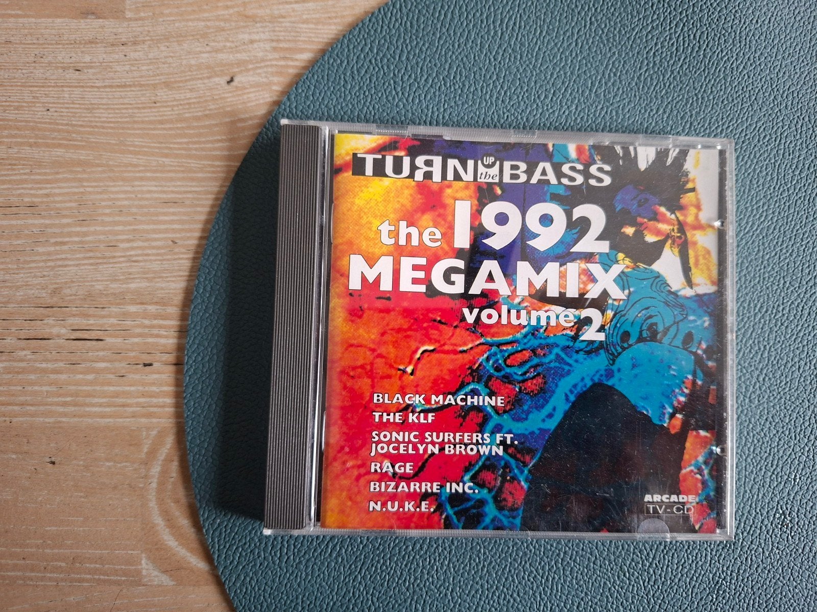 turn up the bass the 1992 megamix volume 2, Ophalen of Verzenden, Zo goed als nieuw, Dance Populair