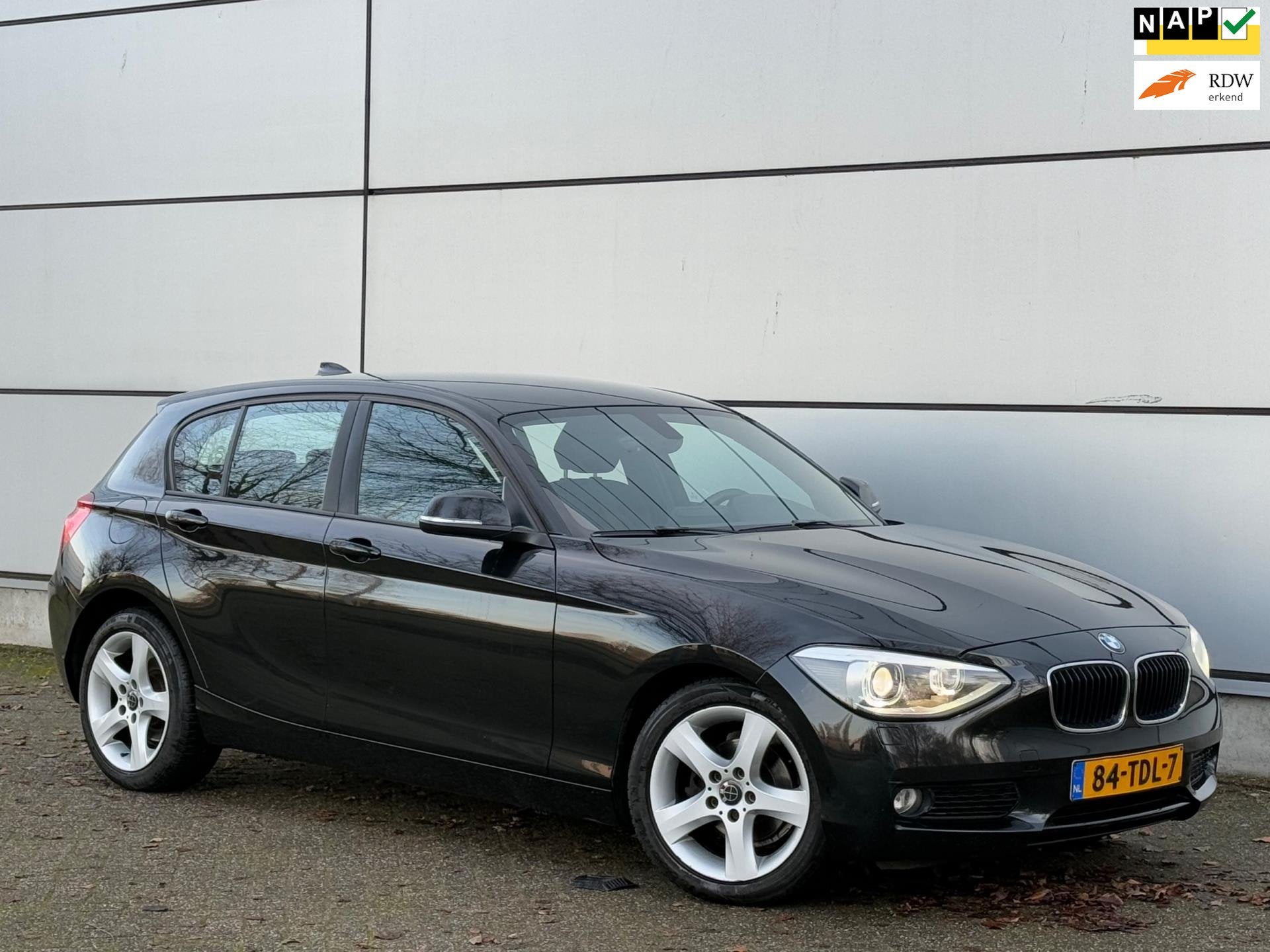 BMW 1-serie 116i Business+ Led |Navi |Xenon |Trekhaak |Cruis, Auto's, 1-Serie, Euro 5, Gebruikt, 4 cilinders