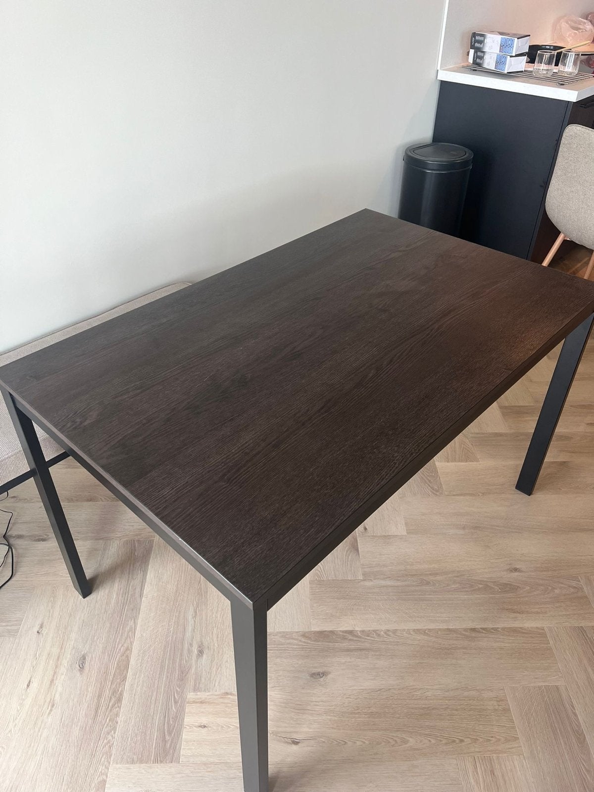 Uitschuifbare Eettafel Donkerbruin Hout Zwart Metalen frame, Huis en Inrichting, Tafels | Eettafels, Ophalen, 50 tot 100 cm, Zo goed als nieuw