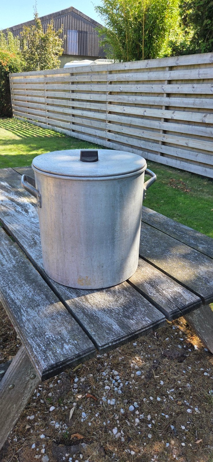 Oude wasketel, Ophalen, Steen, Gebruikt, Minder dan 30 cm