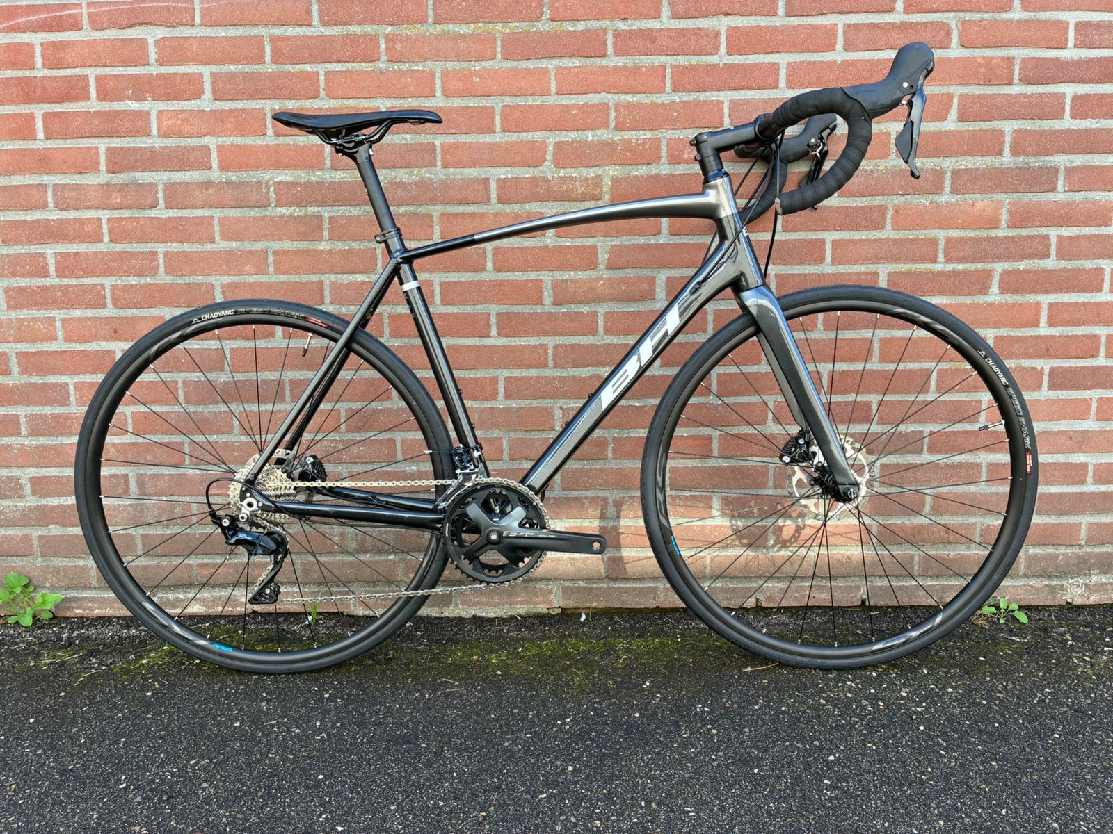 BH Quartz 1.5 disc 105 maat L endurance racefiets nieuw!, Fietsen en Brommers, 28 inch, Aluminium, Zo goed als nieuw, Meer dan 20 versnellingen
