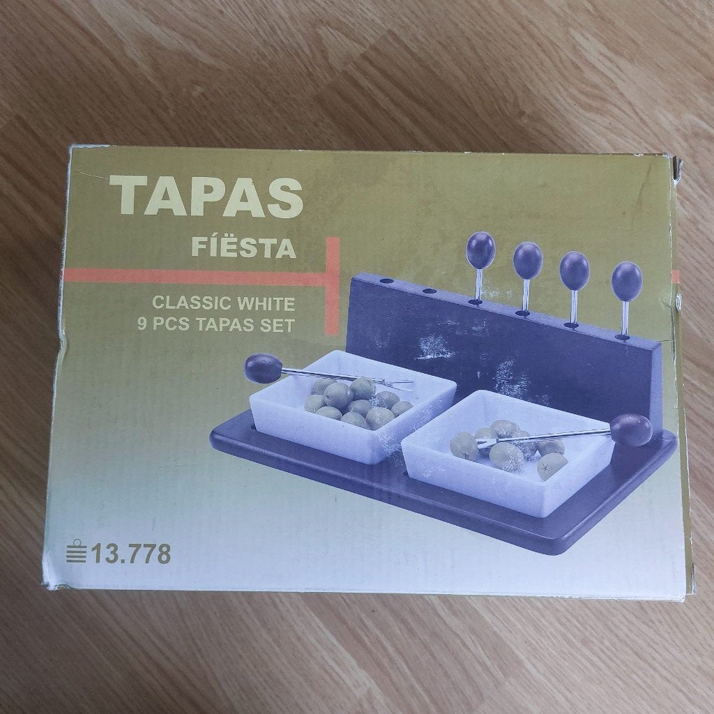 Tapas van Fiesta, 9-delige tapasset, nieuwe, Nieuw, Ophalen of Verzenden, Bord(en), Overige stijlen