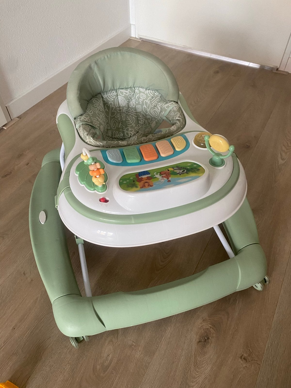 Topmark Babywalker - Groen met speelpaneel, Kinderen en Baby's, Ophalen of Verzenden, Zo goed als nieuw, Overige typen, Met licht