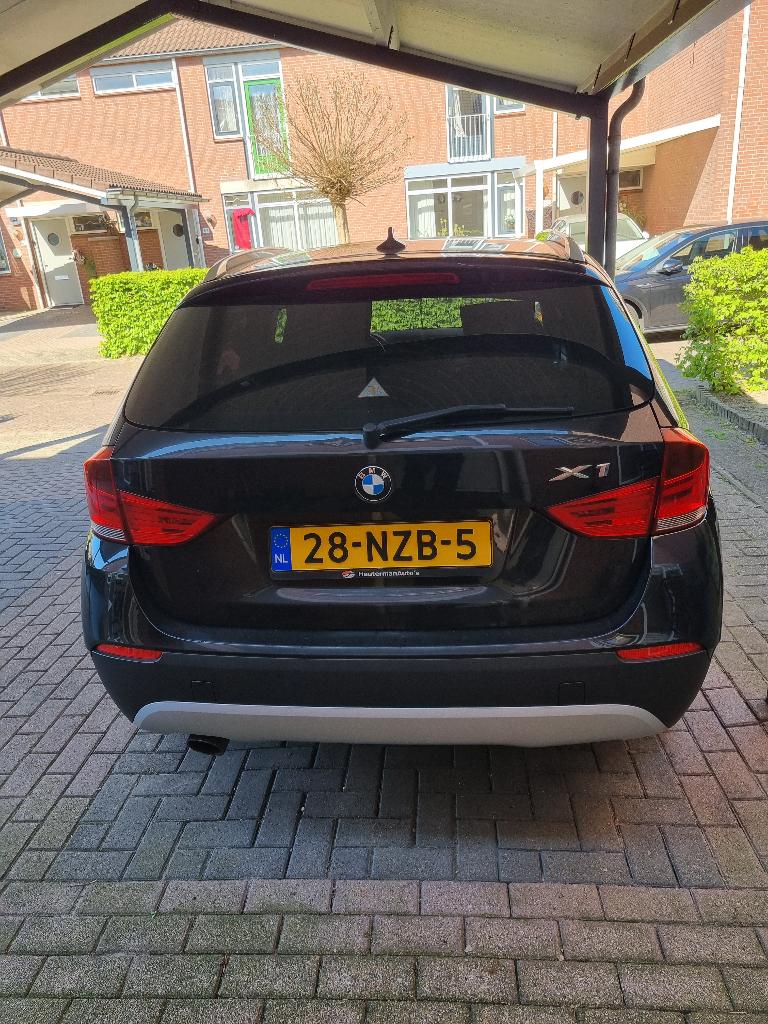 BMW X1 2.0 Sdrive 18I 2011 Zwart, X1, 1995 cc, 4 cilinders, Zwart