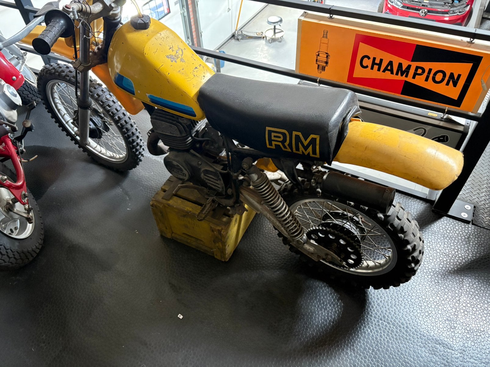 Suzuki rm 80 1979 ? Met onderdelen, Motoren, Ophalen of Verzenden, Suzuki, Suzuki@.com
