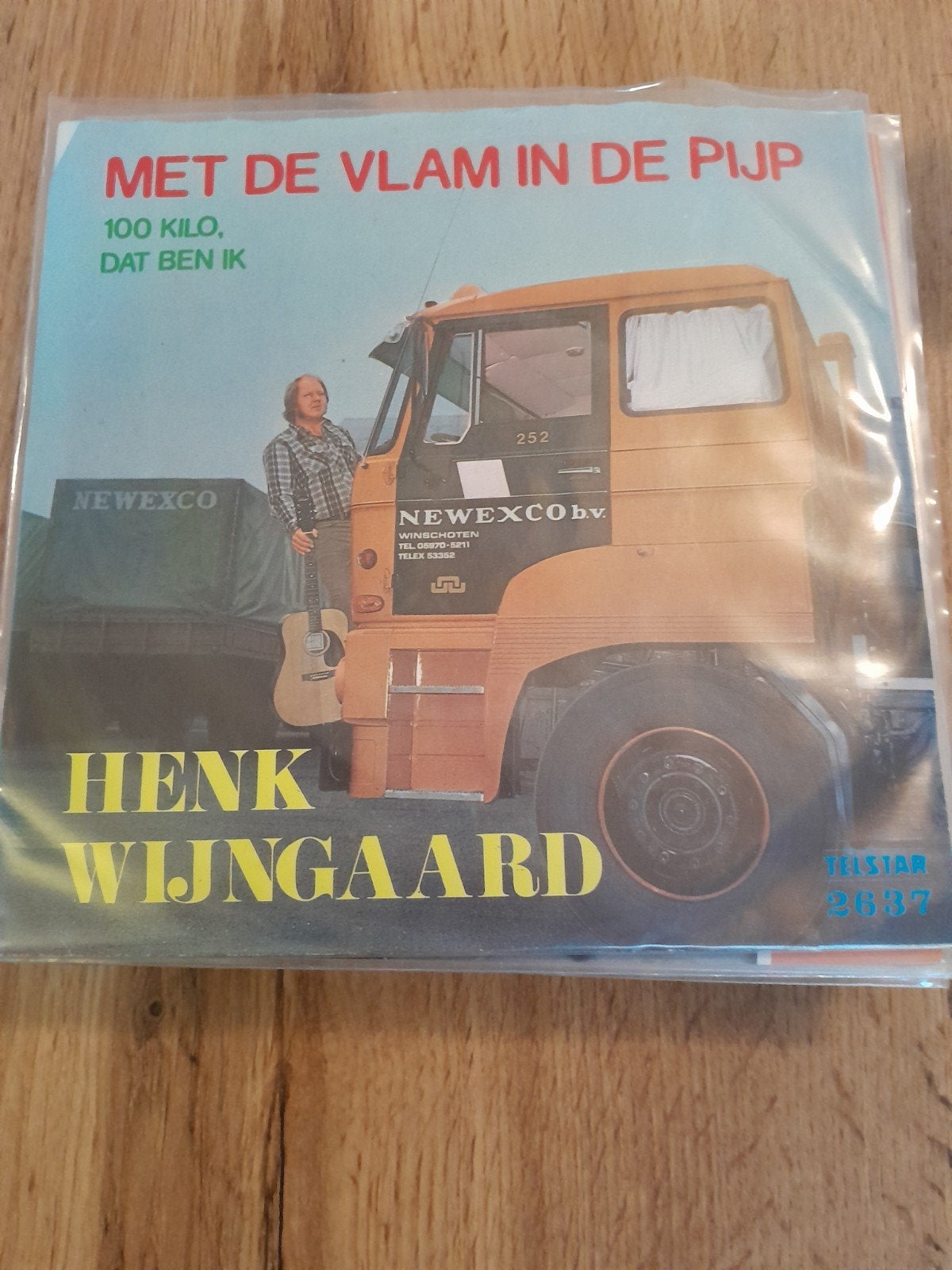 henk wijngaard 7inch met de vlam in de pijp, Ophalen of Verzenden, Zo goed als nieuw, Nederlandstalig