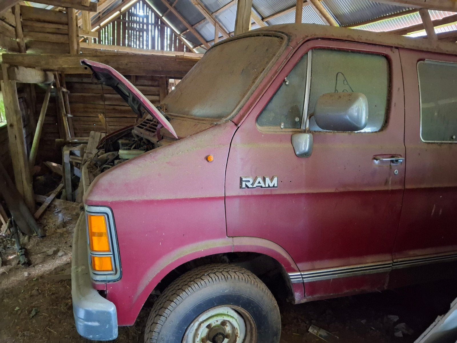 gratis af te halen dodge, Auto's, Bedrijf, Te koop, Rood