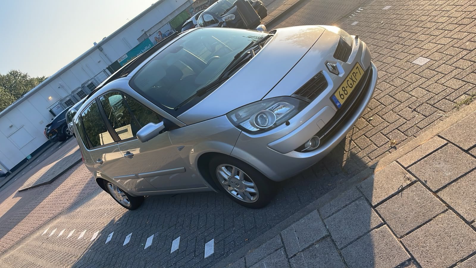 Renault Scénic 2.0 16V 99KW AUT 2008 Grijs, Auto's, Renault, 1998 cc, 1250 kg, 4 cilinders, Origineel Nederlands