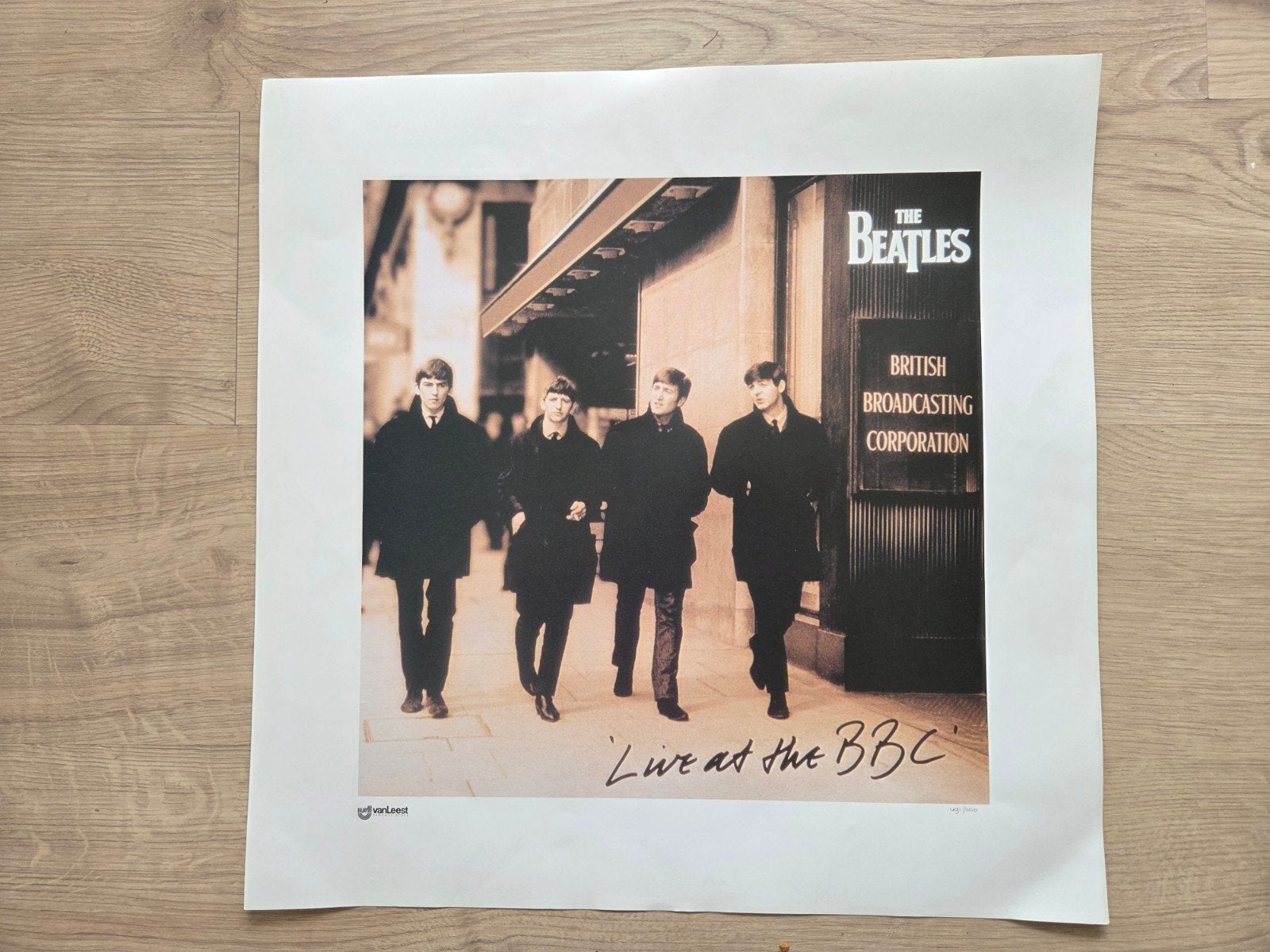 Beatles Live At BBC poster / Van Leest, Ophalen, Gebruikt, A1 t/m A3, Muziek