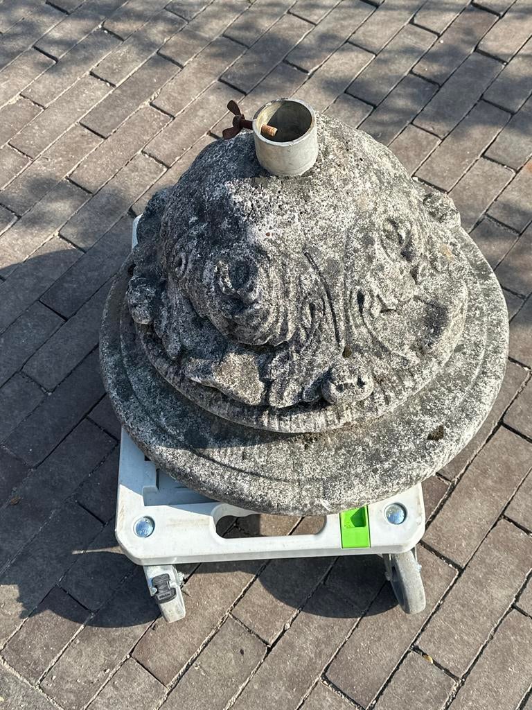 Robuuste parasolvoet van steen, Ophalen of Verzenden, Zo goed als nieuw, Minder dan 1 meter, Parasolvoet
