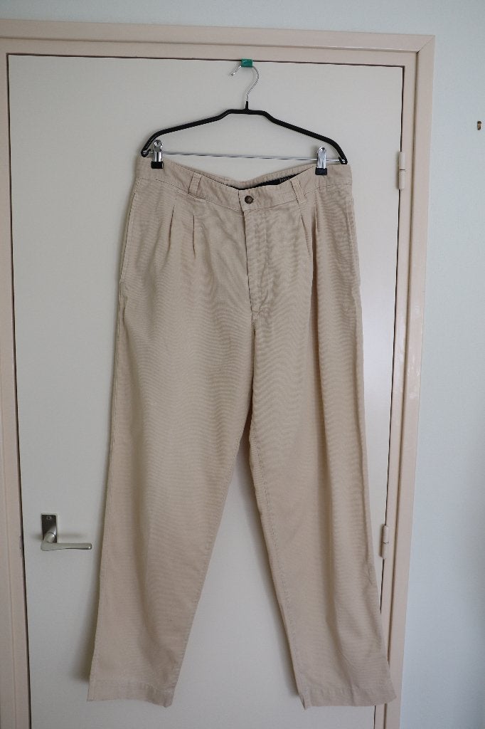 Hugo Boss Heren Broek Maat 52 Beige., Maat 52/54 (L), Beige, Ophalen of Verzenden, Hugo Boss