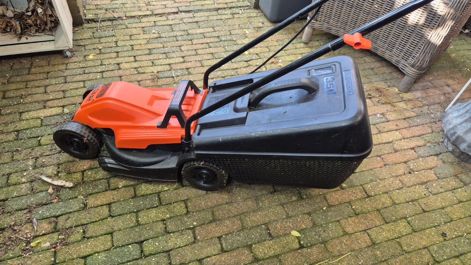 Black+Decker Elektrische Grasmaaier 350W, Tuin en Terras, Grasmaaiers, Cirkelmaaier, Gebruikt, Elektrische grasmaaier, Black+Decker