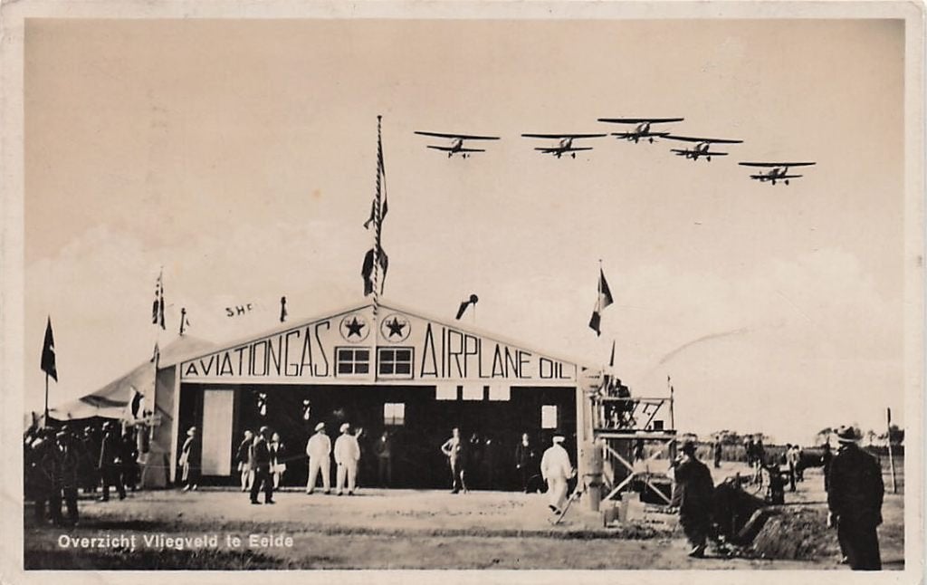 AN195 Eelde vliegveld vliegtuig luchtvaart 1933 uitg d Vries, Verzenden, 1920 tot 1940, Gelopen, Groningen