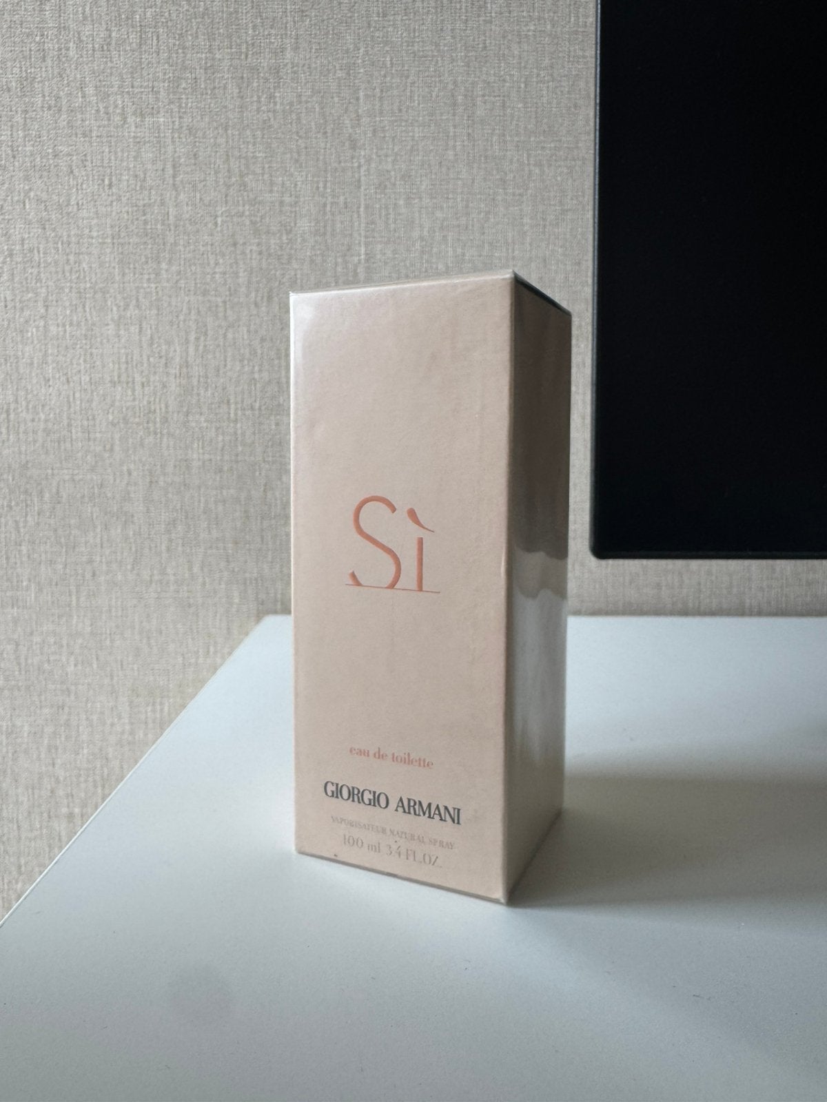 Giorgio Armani Sì Eau de Toilette 100 ml Discontinued, Sieraden, Tassen en Uiterlijk, Uiterlijk | Parfum, Ophalen of Verzenden