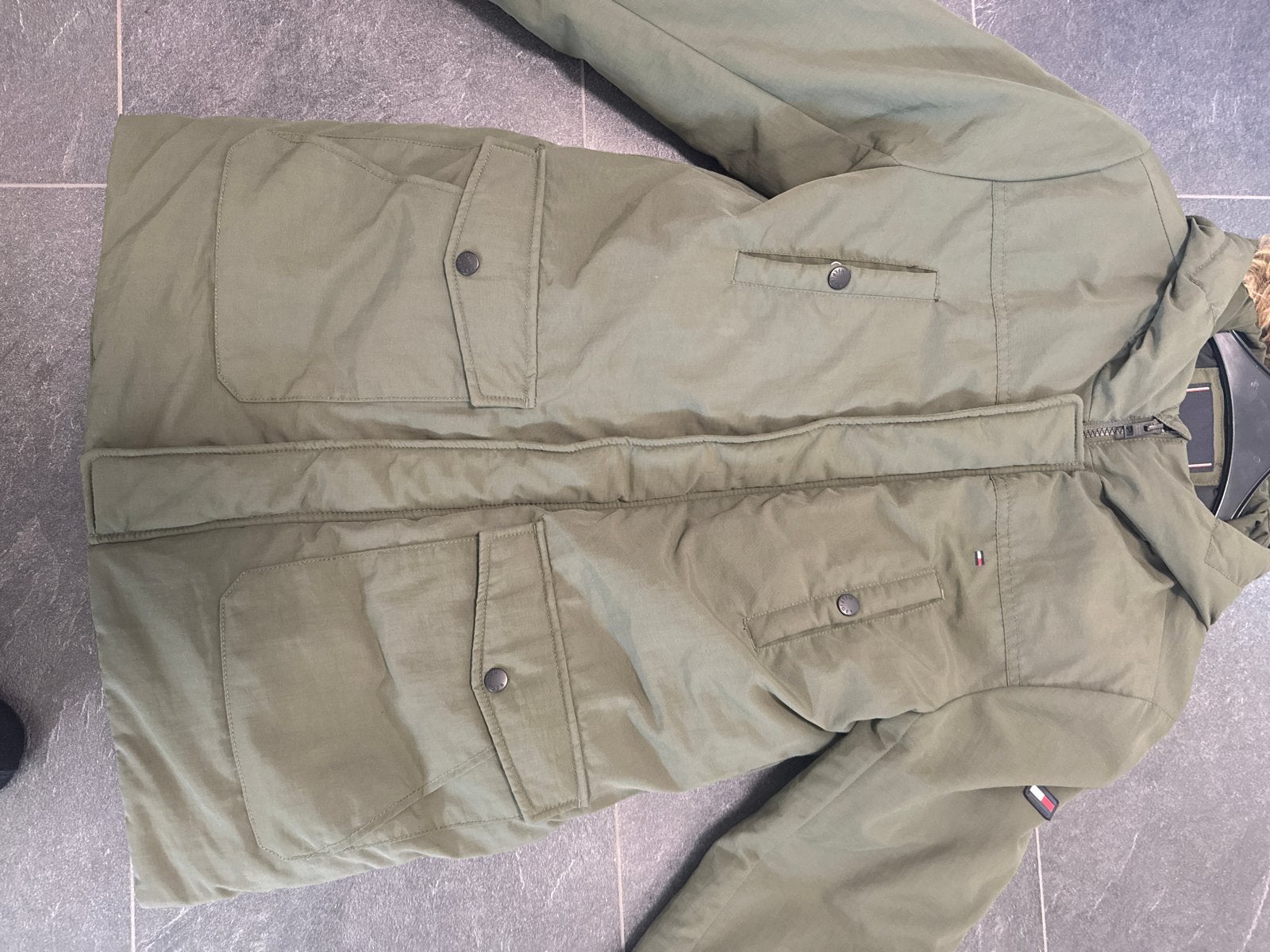 Tommy Hilfiger winterjas - Zo goed als nieuw, Kleding | Heren, Ophalen of Verzenden, Zo goed als nieuw, Overige maten, Groen