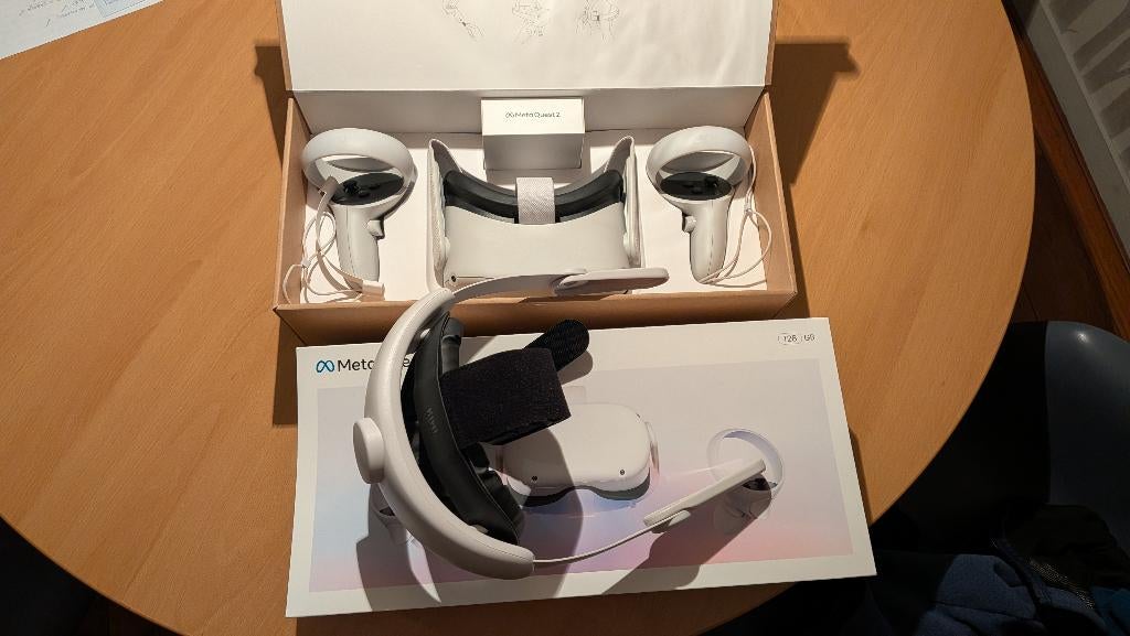 Meta Quest 2 128GB + Kiwi Elite Strap, Ophalen, Zo goed als nieuw, VR-bril, Overige platformen