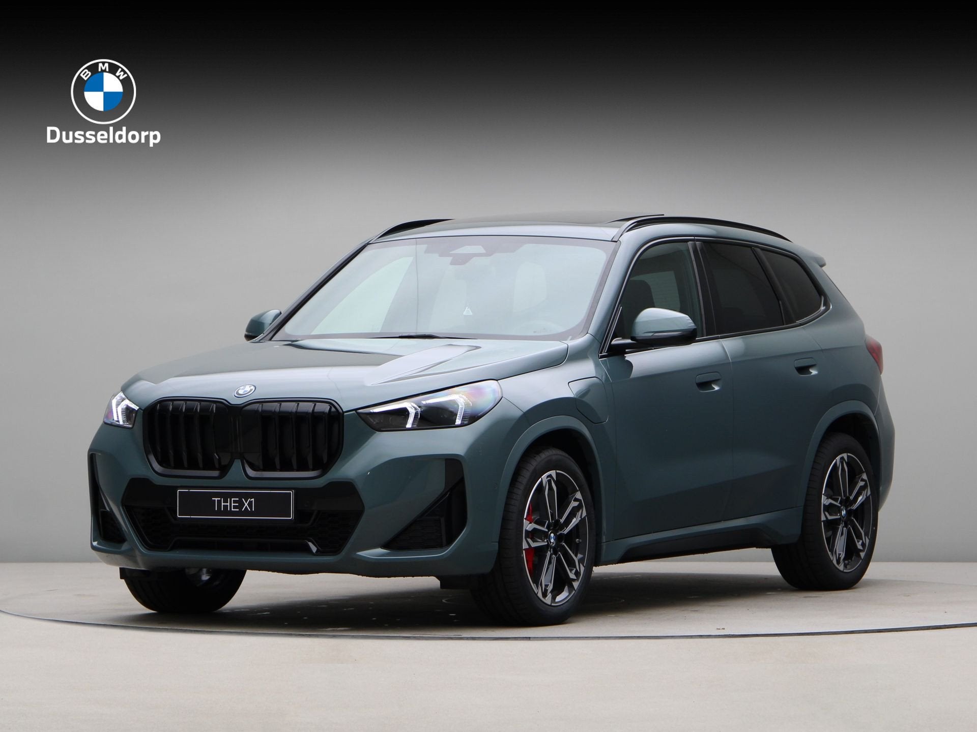 BMW X1 xDrive25e M Sport Pro | Premium Pakket | Harman Kardo, Auto's, Parkeerassistent, Zwart, Overige brandstoffen, Bedrijf
