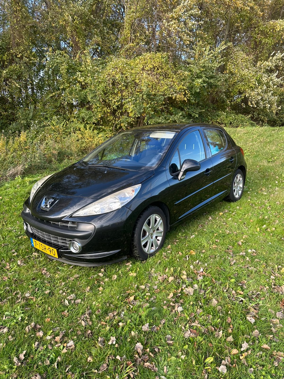 Peugeot 207 1.6 88KW 5DRS AUT 2008 Zwart, Auto's, 4 cilinders, 1209 kg, Zwart, 14 km/l