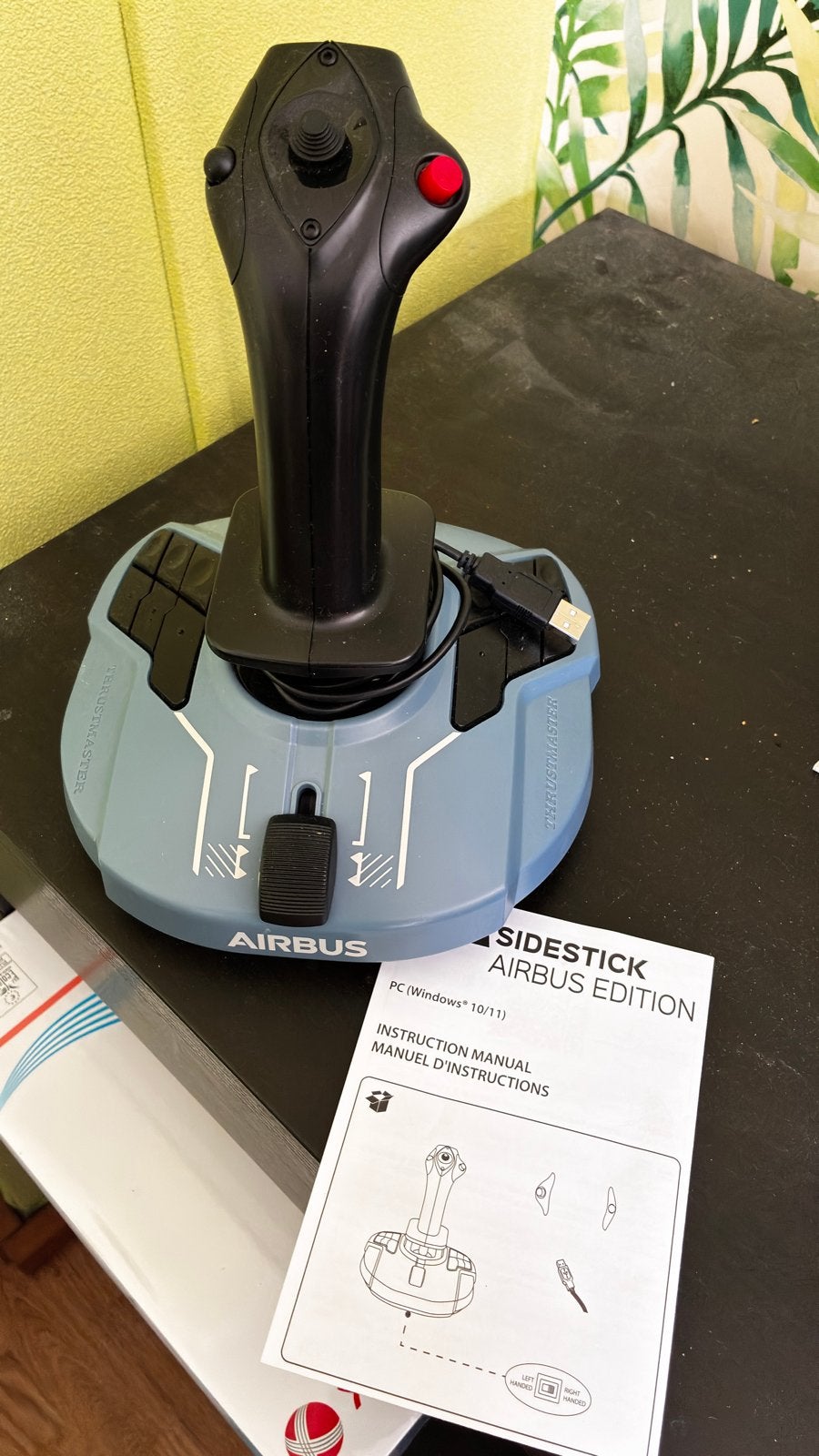 Thrustmaster TCA Sidestick Airbus Edition Joystick, Spelcomputers en Games, Spelcomputers | Overige Accessoires, Zo goed als nieuw