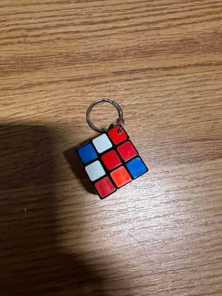 Rubiks, Sleutelhanger, Ophalen of Verzenden, Zo goed als nieuw, Overige typen