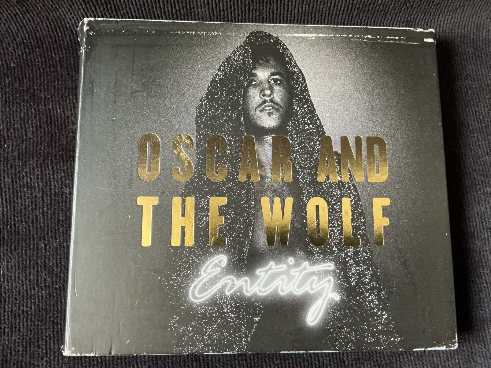 Oscar and the Wolf, Entity cd en dvd, Ophalen of Verzenden, Zo goed als nieuw