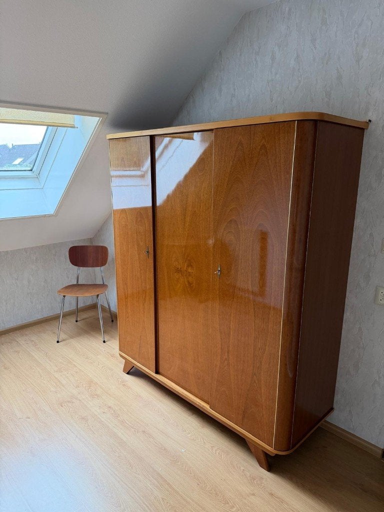 schitterende vintage 3deurs kledingkast ( 501163), Ophalen, 50 tot 75 cm, 150 tot 200 cm