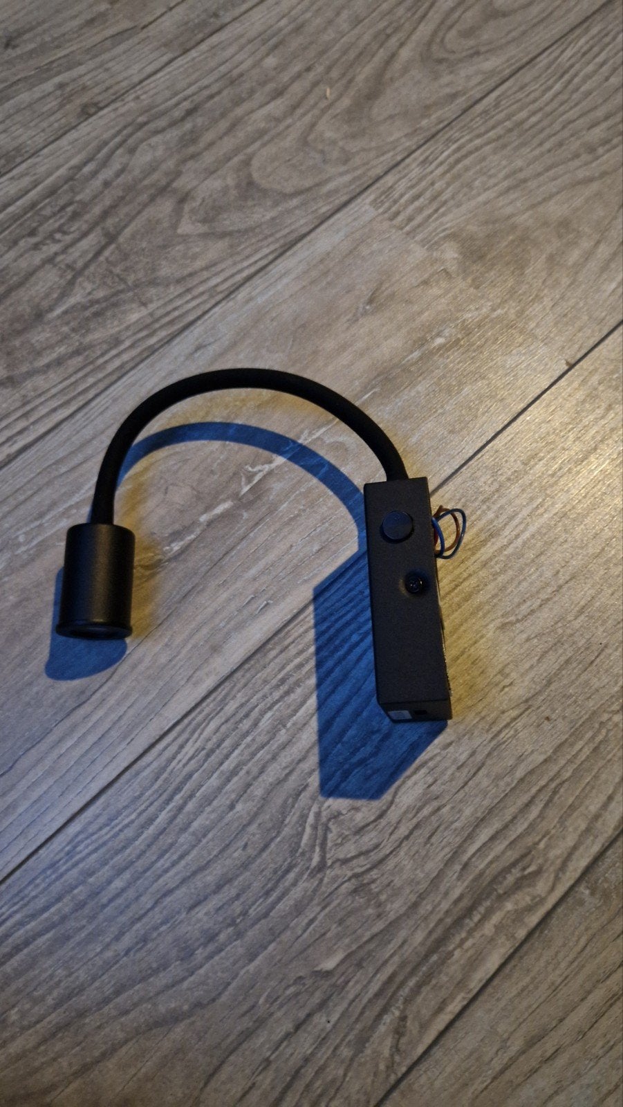 EGLO Tazzoli wandlamp - Zwart, flexibele spot, Huis en Inrichting, Lampen | Wandlampen, Ophalen of Verzenden, Zo goed als nieuw