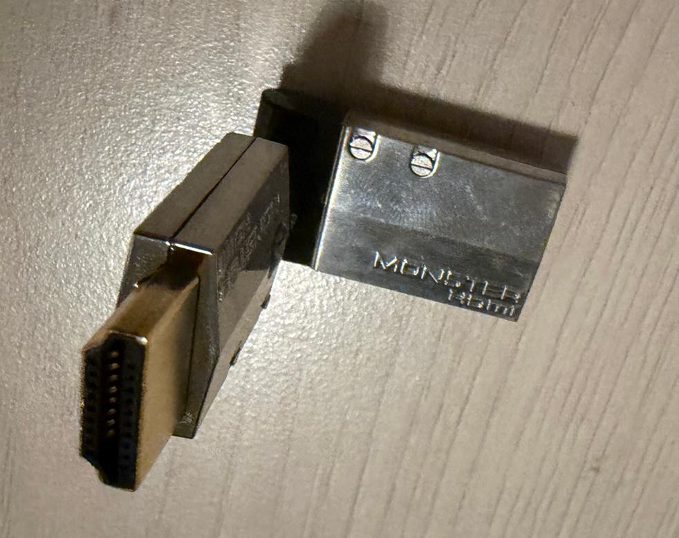 Monster HDMI Superdun Draaibare Swivel Adapter 180 graden, Ophalen, Zo goed als nieuw, Minder dan 2 meter, HDMI-kabel