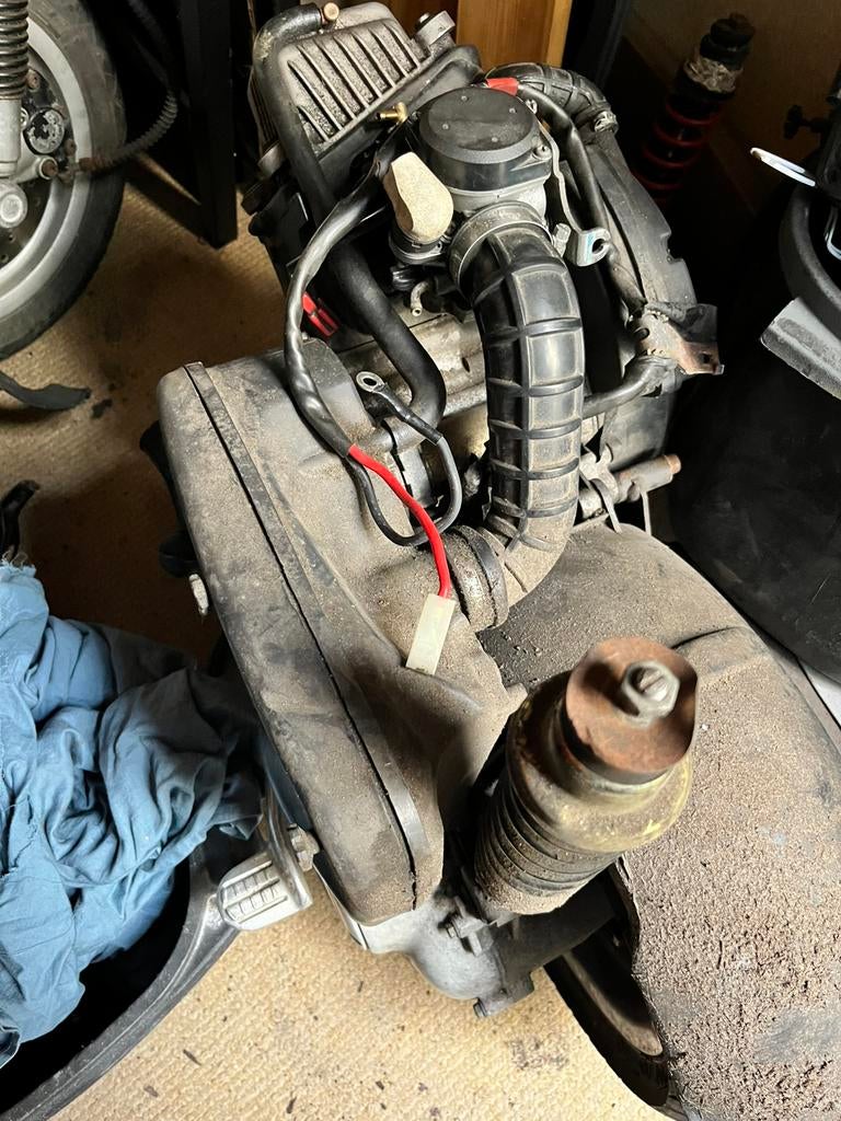 Vespa onderdelen, Motoren, Ophalen