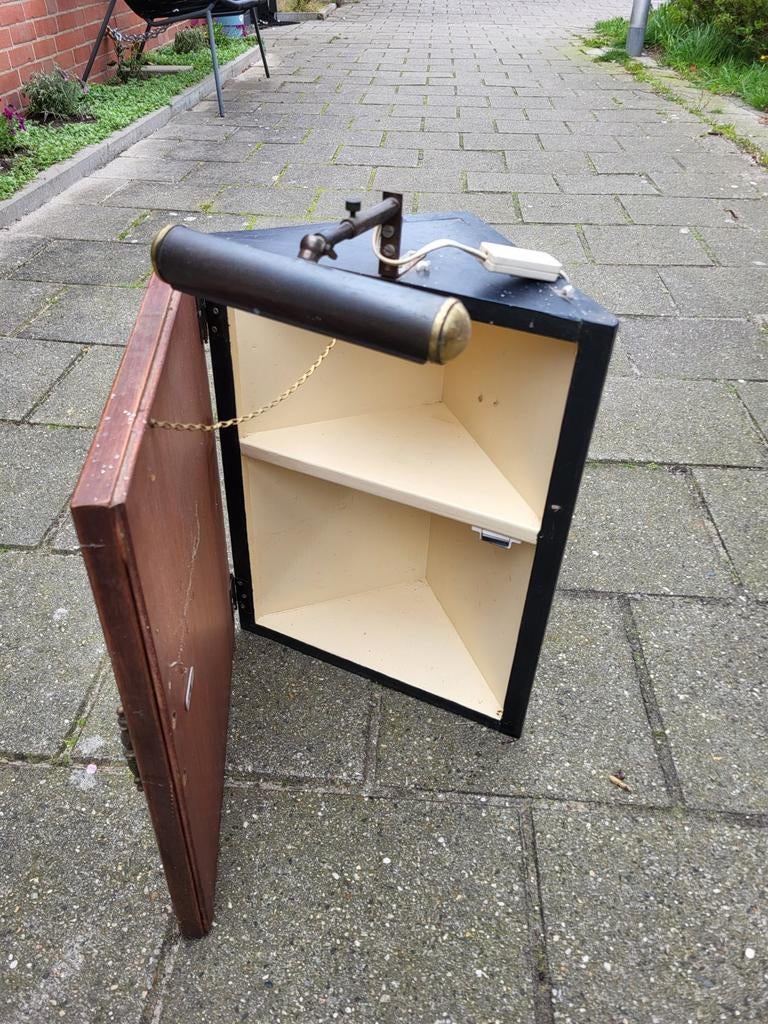 Hoekkastje met spiegel en lampje, Huis en Inrichting, Kasten | Overige, Ophalen