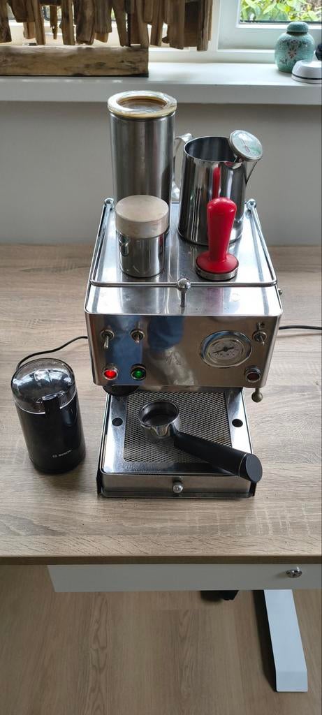 Isomac Giada Espressomachine met Bosch bonenmaler, Gebruikt, Espresso apparaat, Gemalen koffie, Ophalen