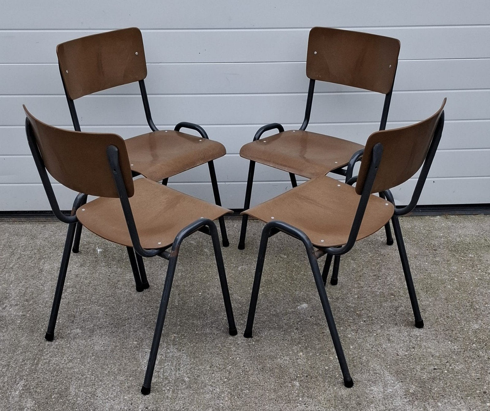 17 schoolstoelen kantine stoelen hout bistro vergaderstoelen, Huis en Inrichting, Stoelen, Ophalen of Verzenden, Zo goed als nieuw