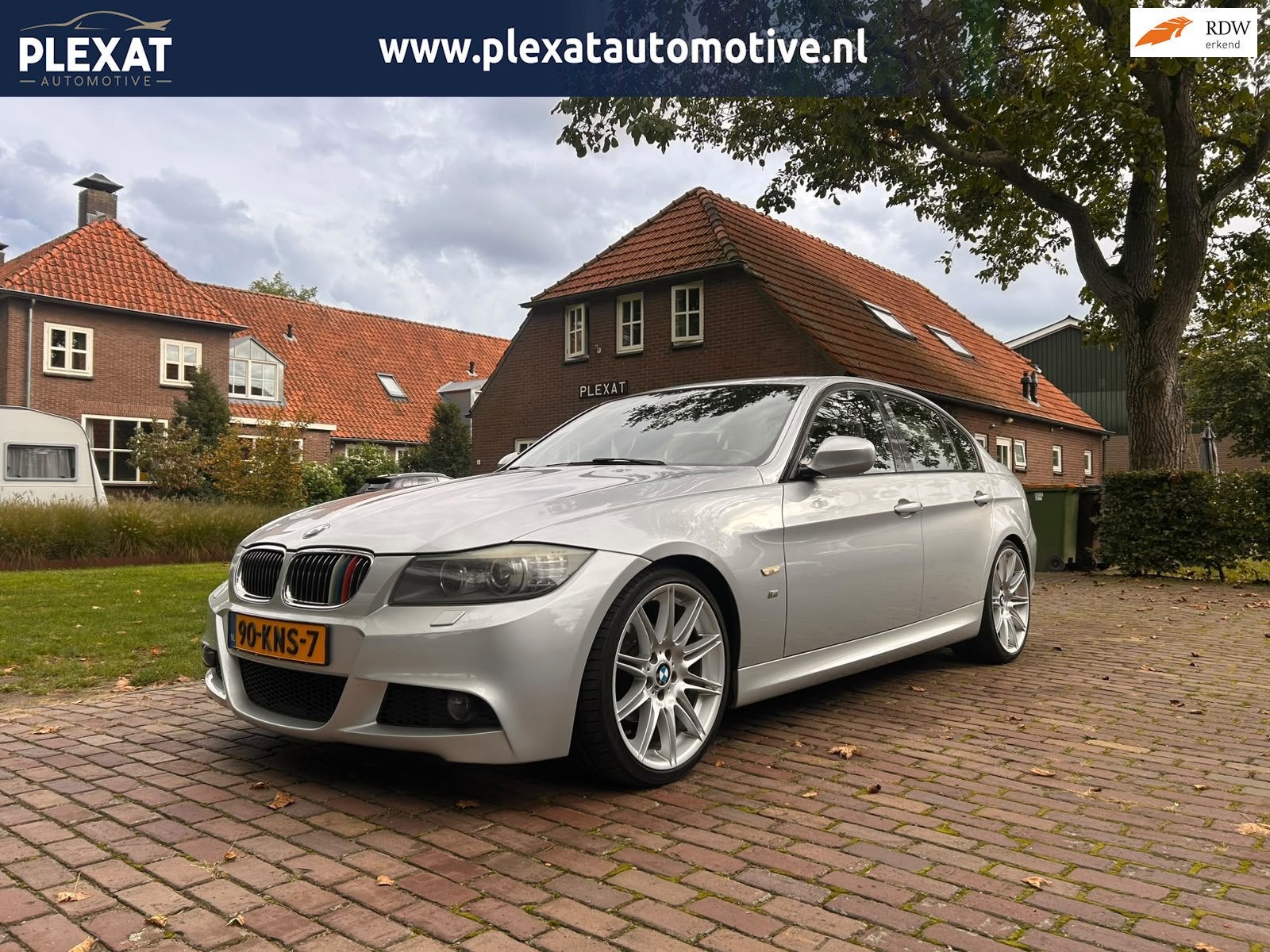 BMW 3-serie 318i Business Line Sport Aut. | M-Pakket | Xenon, Auto's, Euro 5, Achterwielaandrijving, Zwart, Alcantara