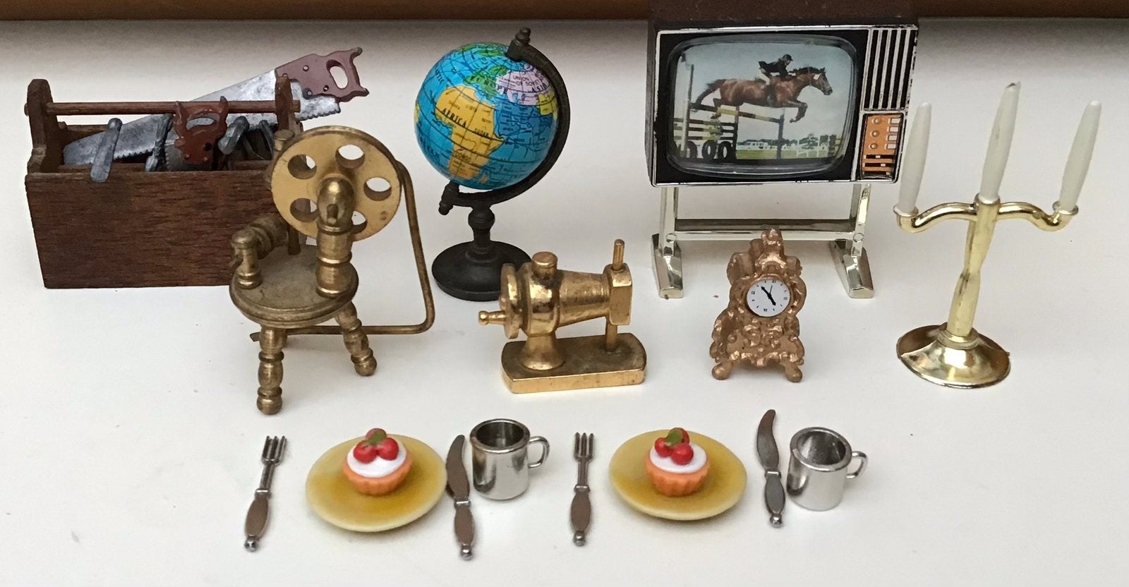Vintage poppenhuis accessoires, Verzamelen, Ophalen of Verzenden, Gebruikt, Poppenhuis