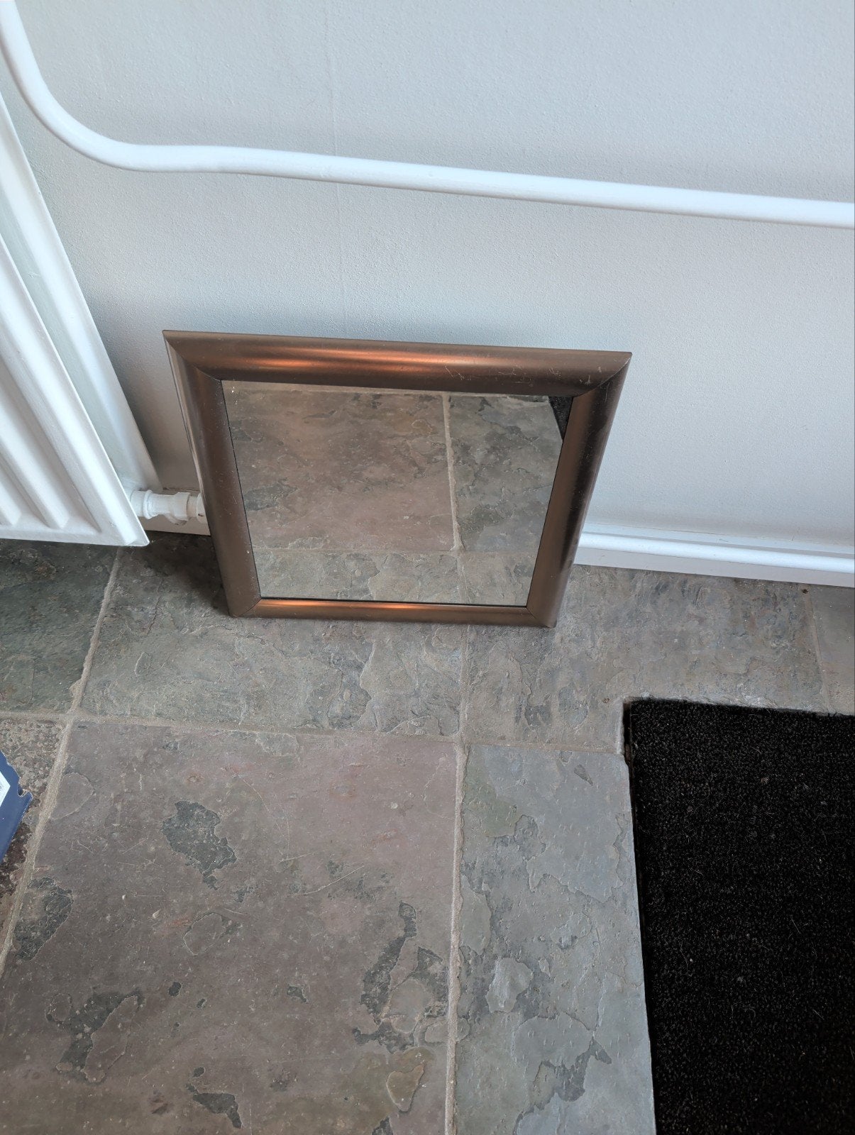 Vierkante spiegel met bronzen lijst, Huis en Inrichting, Ophalen, Minder dan 50 cm, Gebruikt, Vierkant
