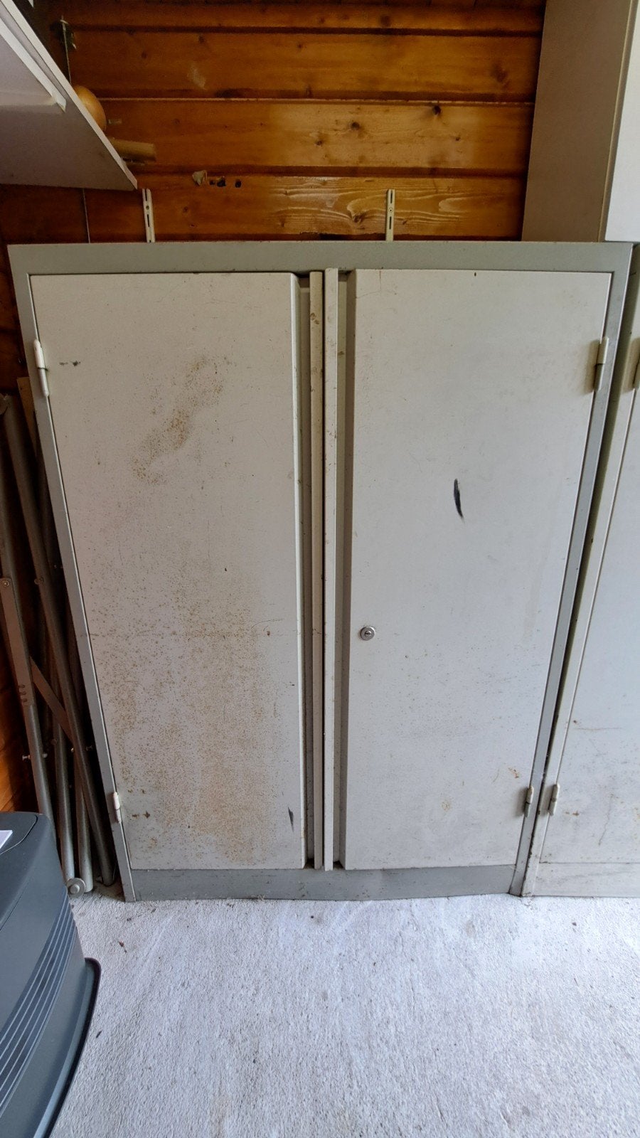 Stalen archiefkast - Ideaal voor schuur/garage, Huis en Inrichting, Kasten | Roldeurkasten en Archiefkasten, Ophalen, Gebruikt