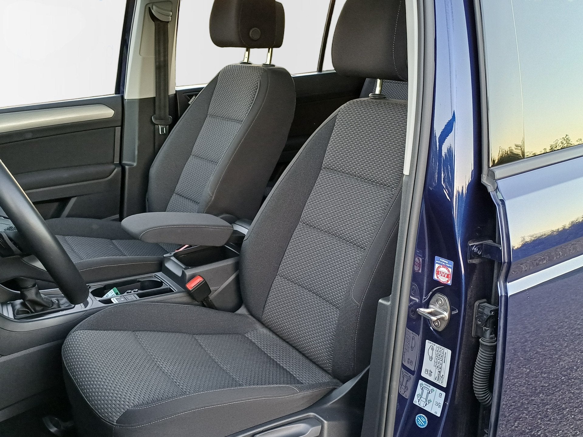 Volkswagen Touran 1.5 TSI Highline 7-Pers /Pano/Camera/Led/C, Dealer onderhouden, Euro 6, 4 cilinders, 150 pk