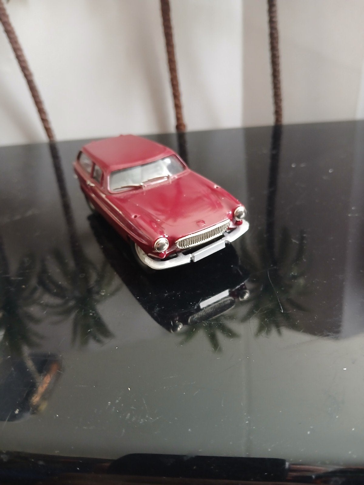 Volvo P1800 ES.  Tin Wizard 1:43, Ophalen of Verzenden, Auto, Overige merken
