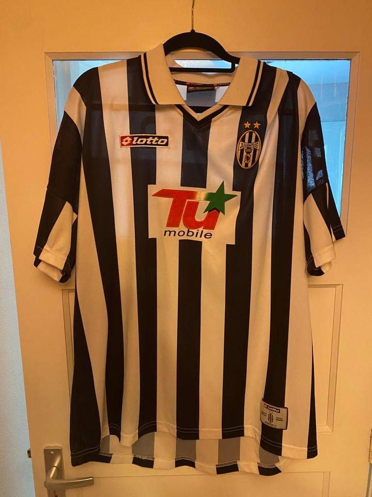 Juventus voetbalshirt vintage Nedved nr. 11, Verzamelen, Sportartikelen en Voetbal, Verzenden, Gebruikt, Buitenlandse clubs, Shirt