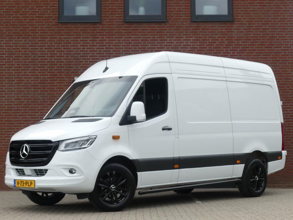 Mercedes-Benz Sprinter 317 CDI L2H2 LED/Camera/PDC/Navigatie, Automaat, Achterwielaandrijving, Gebruikt, Euro 6