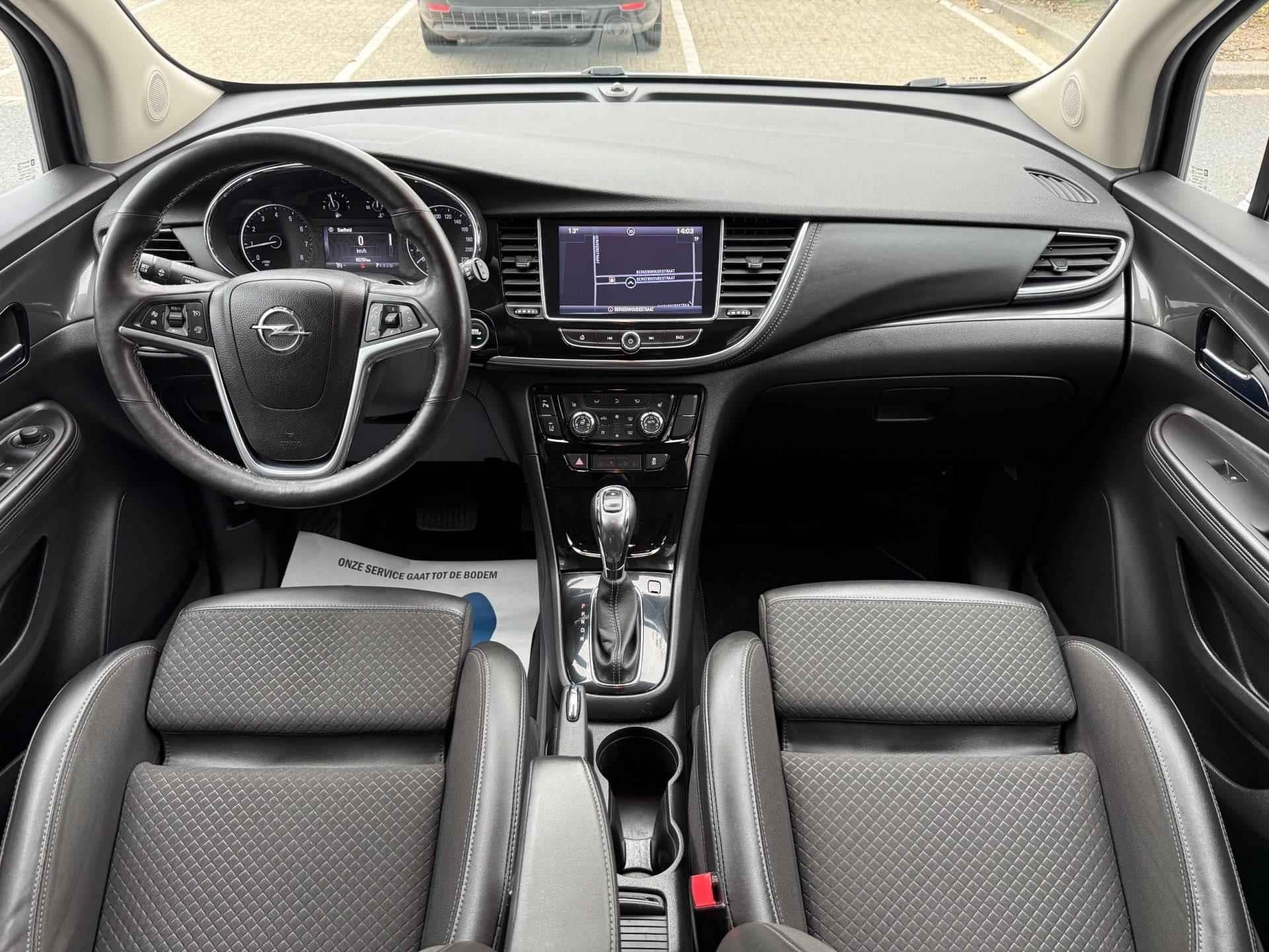 Opel Mokka X 1.4 Turbo Innovation 175PK PDC/CAM/LED/NAVI/S20, 15 km/l, Gebruikt, Leder en Stof, Wit
