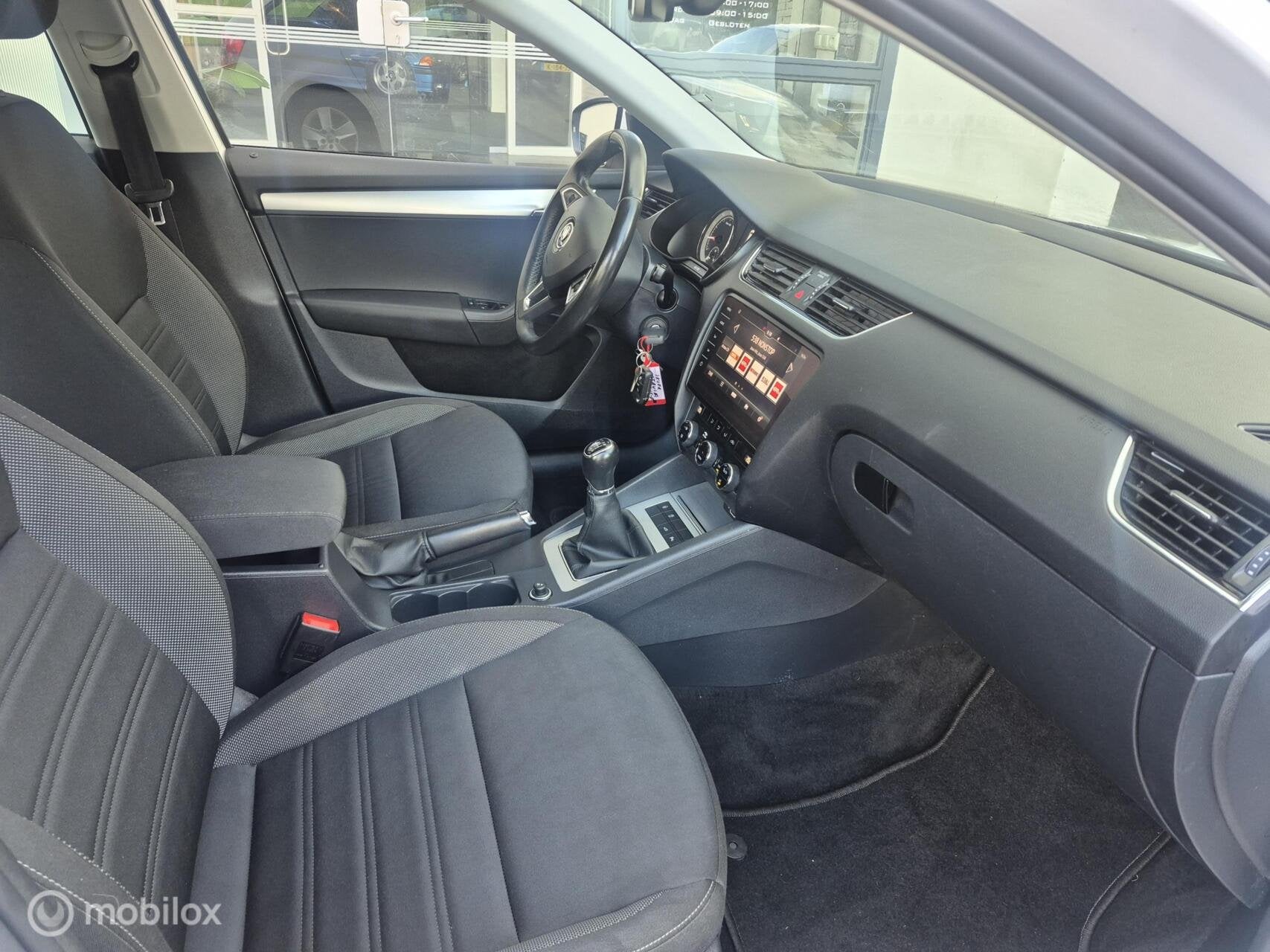 Skoda Octavia Combi 1.0 TSI Greentech Ambition|Clima|Camera!, Auto's, Stof, Wit, Origineel Nederlands, Handgeschakeld