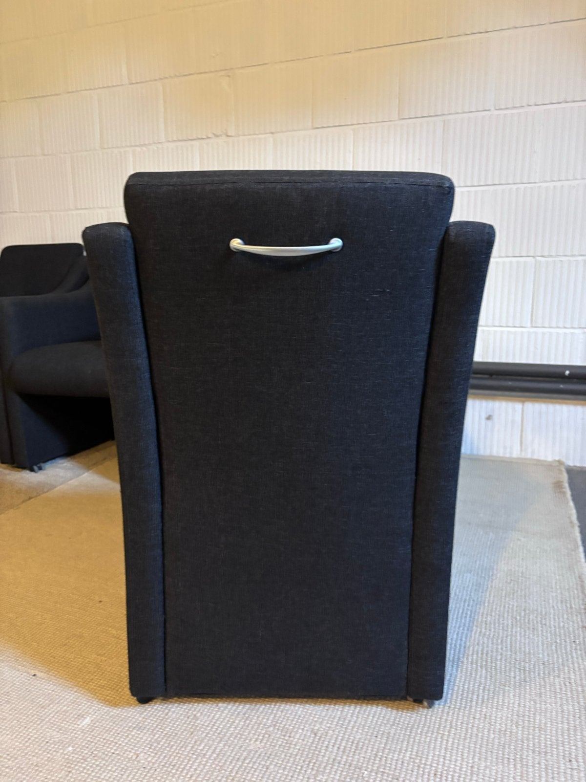Set van 4 donkergrijze eetkamerstoelen met wieltjes, Ophalen, Gebruikt, Vier, Stof