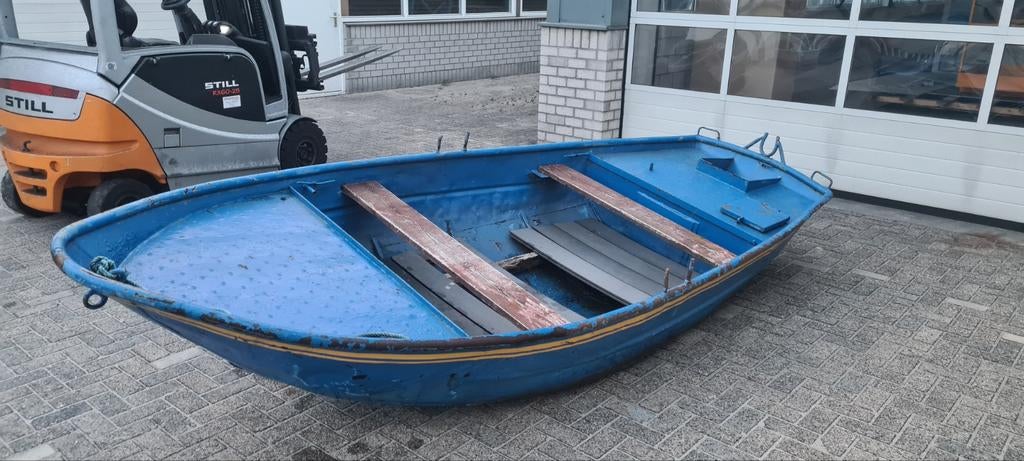 Stalen roeiboot opknapper / decoratieve plantenbak, Ophalen of Verzenden, Gebruikt