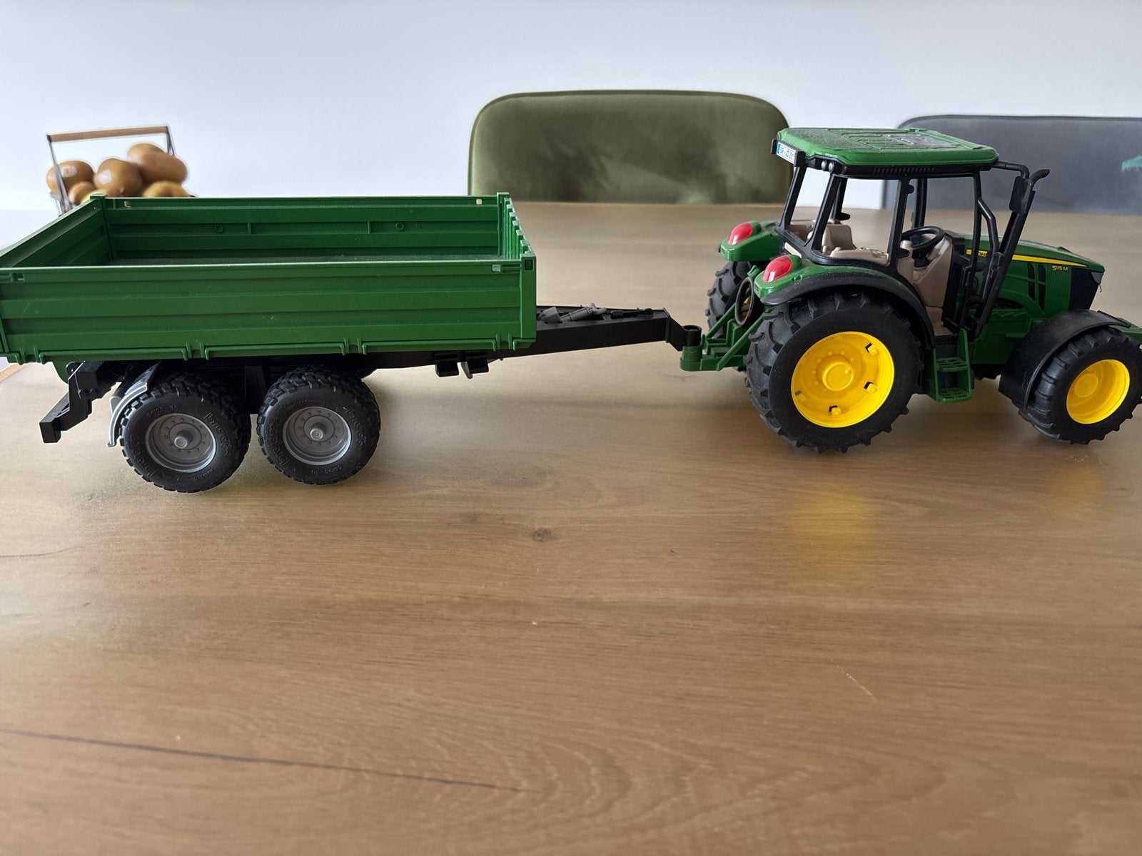 John Deere tractor met aanhanger - speelgoed, Ophalen, Gebruikt