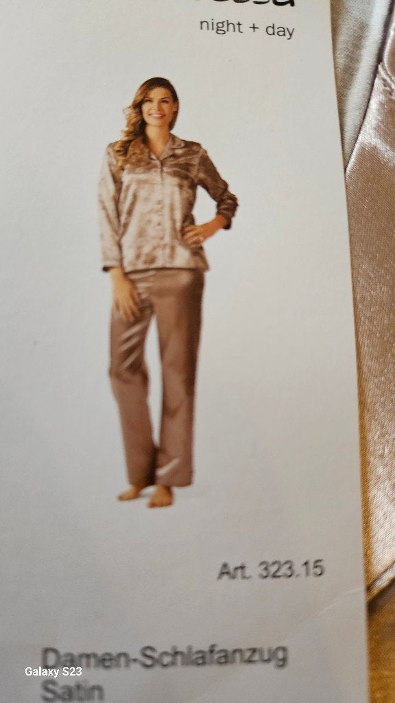 Dames Pyjama satijn, Kleding | Dames, Pyjama's, Onbekend, Nieuw, Ophalen of Verzenden, Onbekend